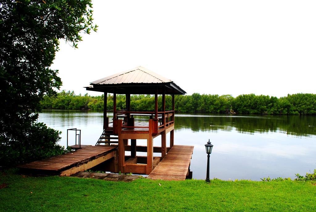 Okvin River Villa Bentota Ngoại thất bức ảnh